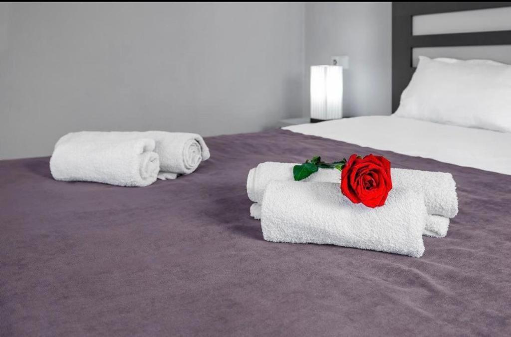 White House Hotel Tbilisi Buitenkant foto