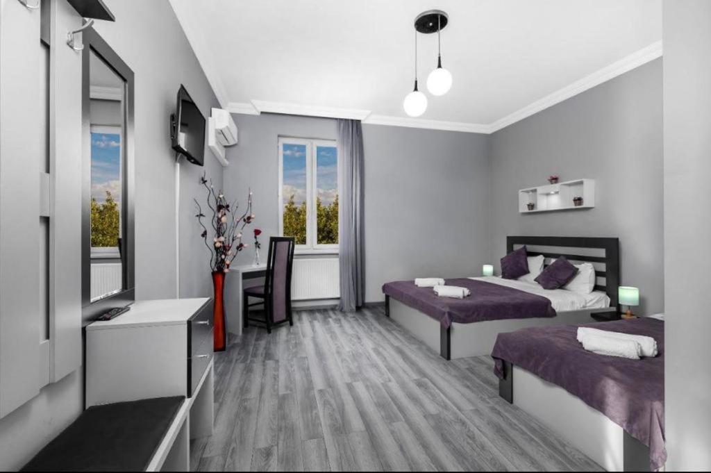 White House Hotel Tbilisi Buitenkant foto